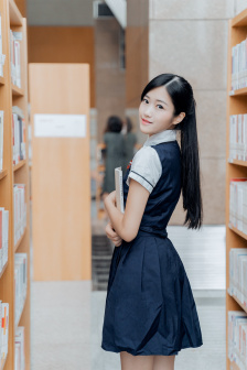 少妇按摩做爰5